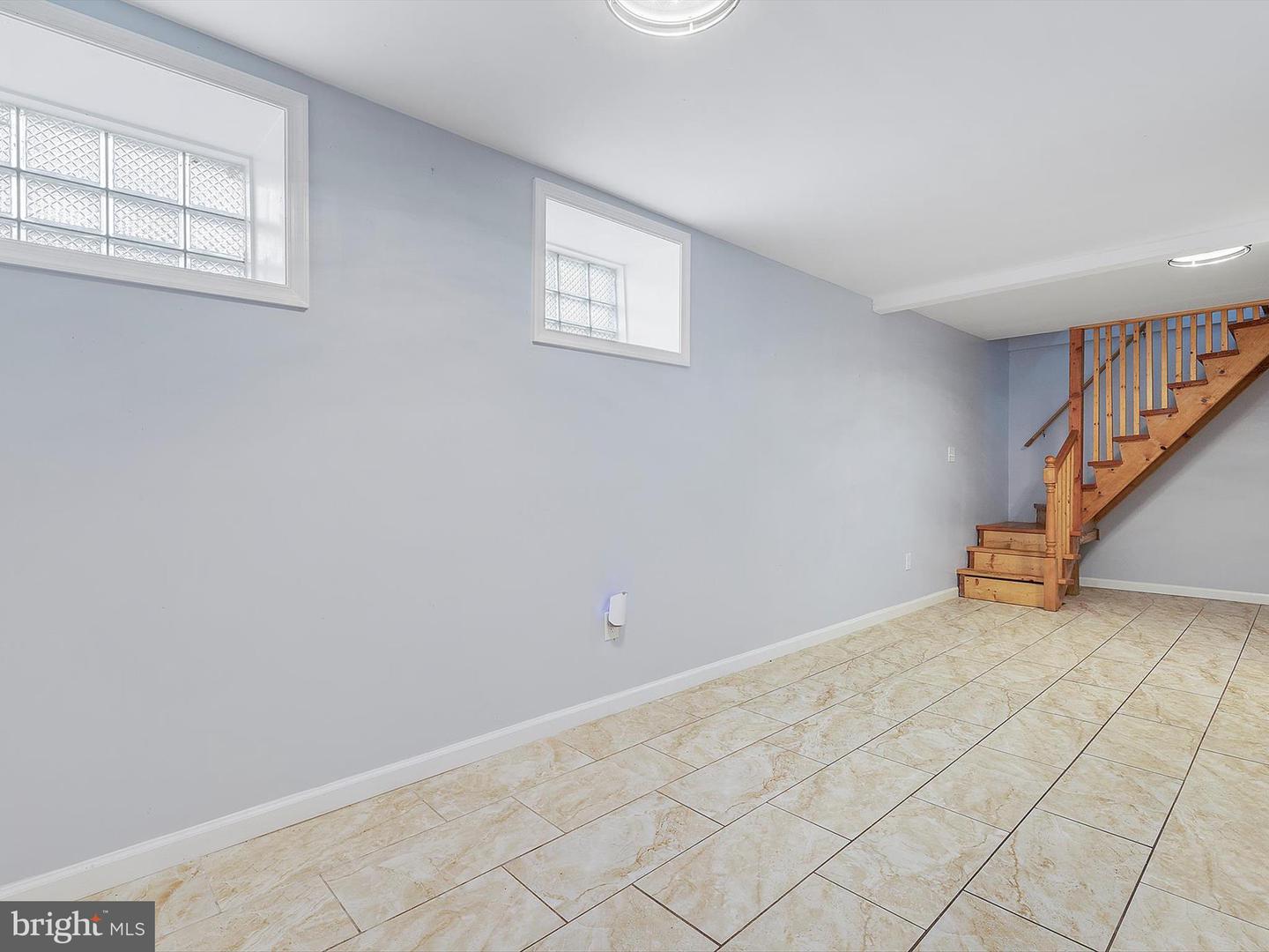 1713 E Lafayette Ave Property Photo 25