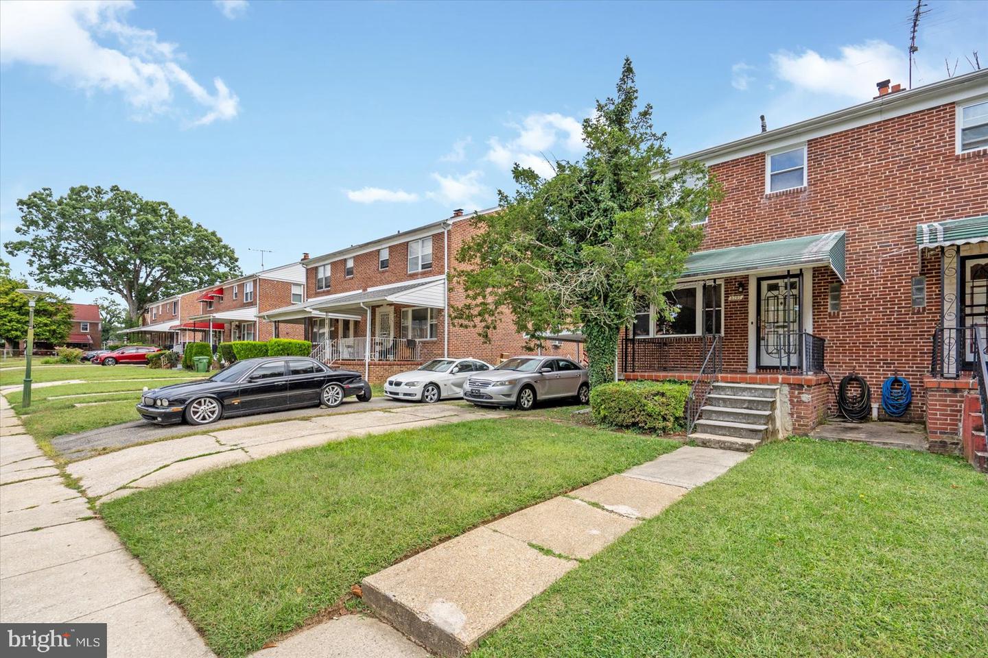 3707 Howard Park Ave Property Photo 3