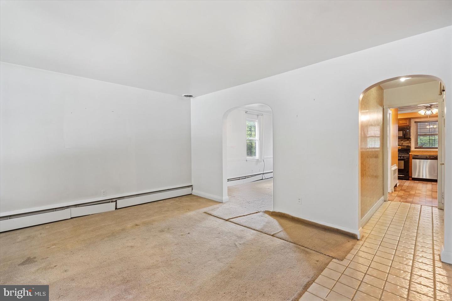 3707 Howard Park Ave Property Photo 4