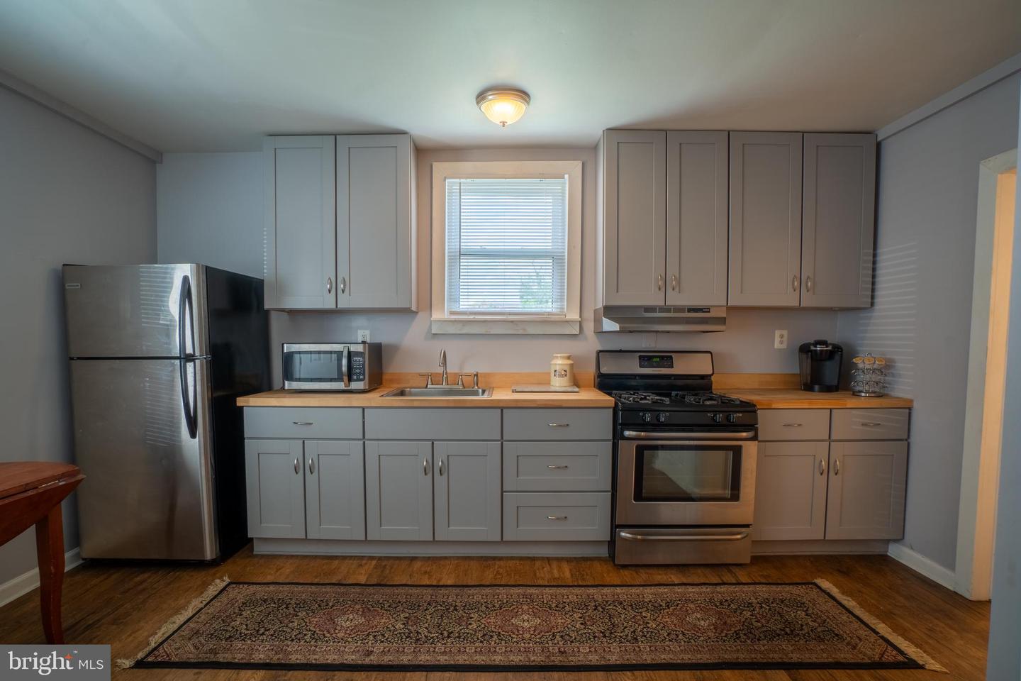 4415 Fairhaven Ave Property Photo 9