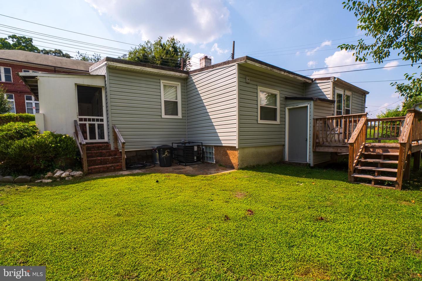 4415 Fairhaven Ave Property Photo 23