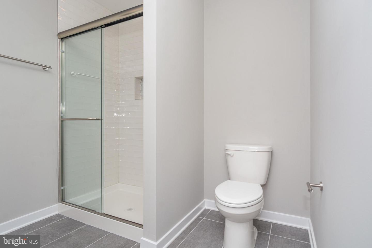 1328 Division St Property Photo 20