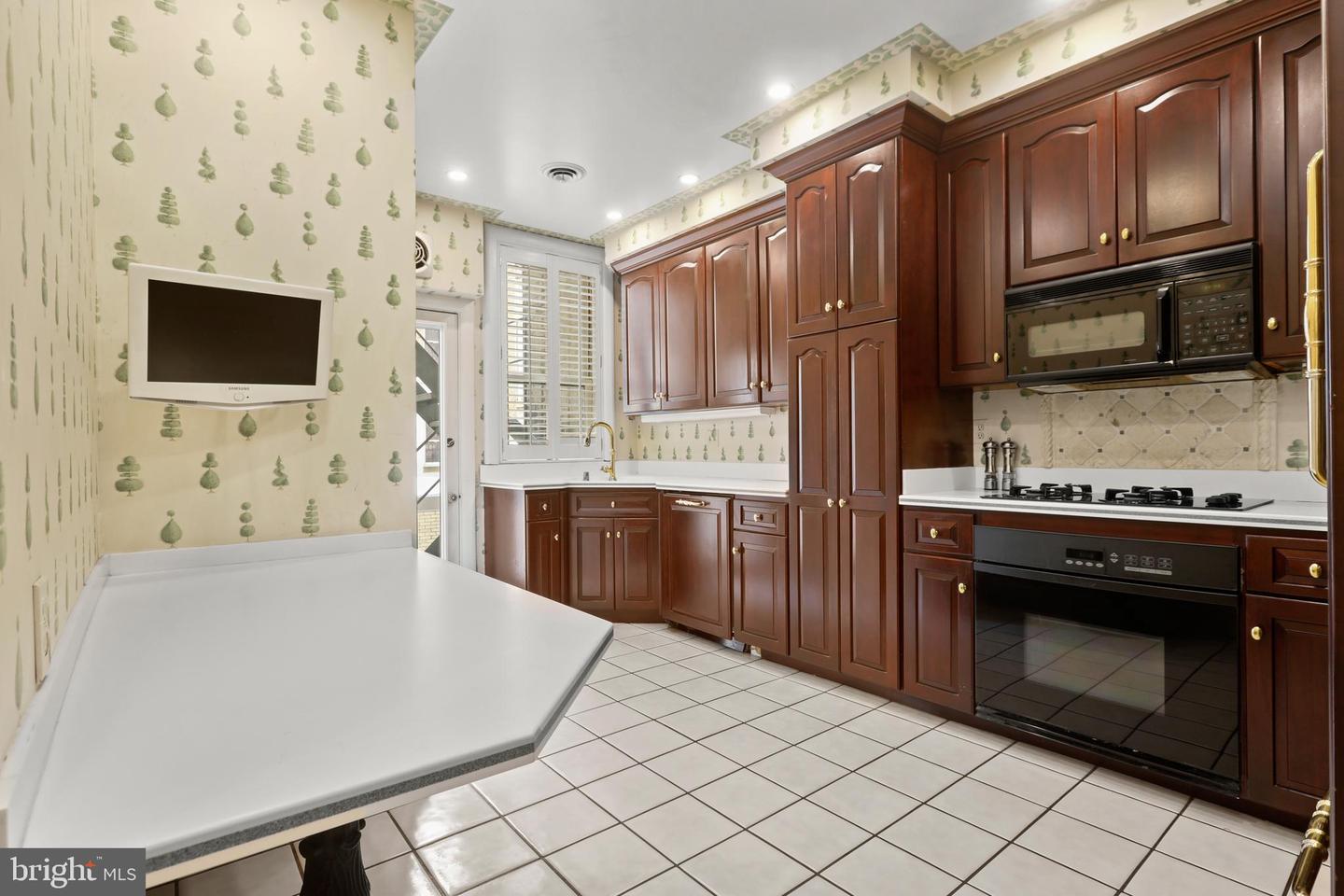 700 Washington Place #2d Property Photo 19