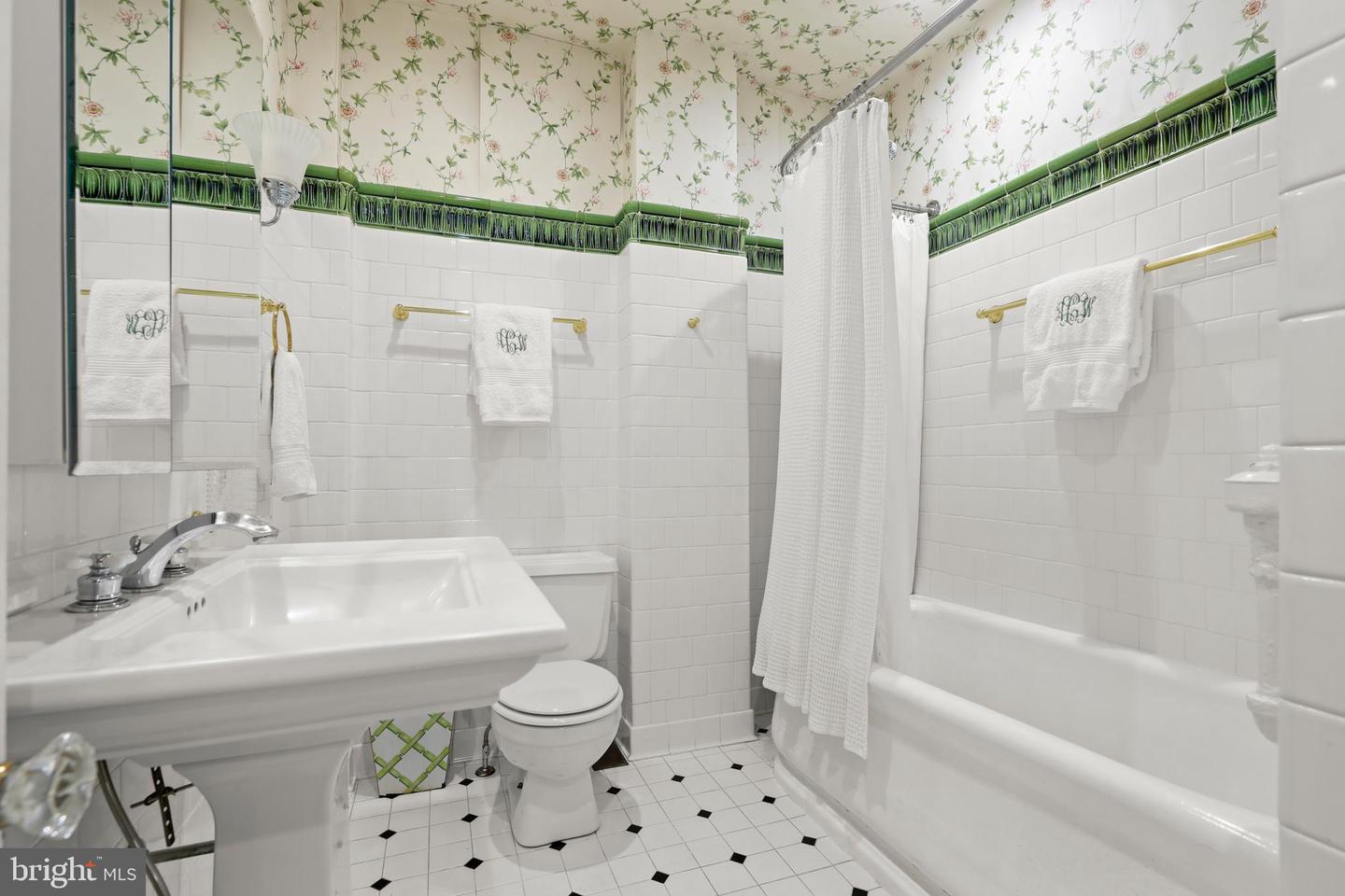 700 Washington Place #2d Property Photo 31