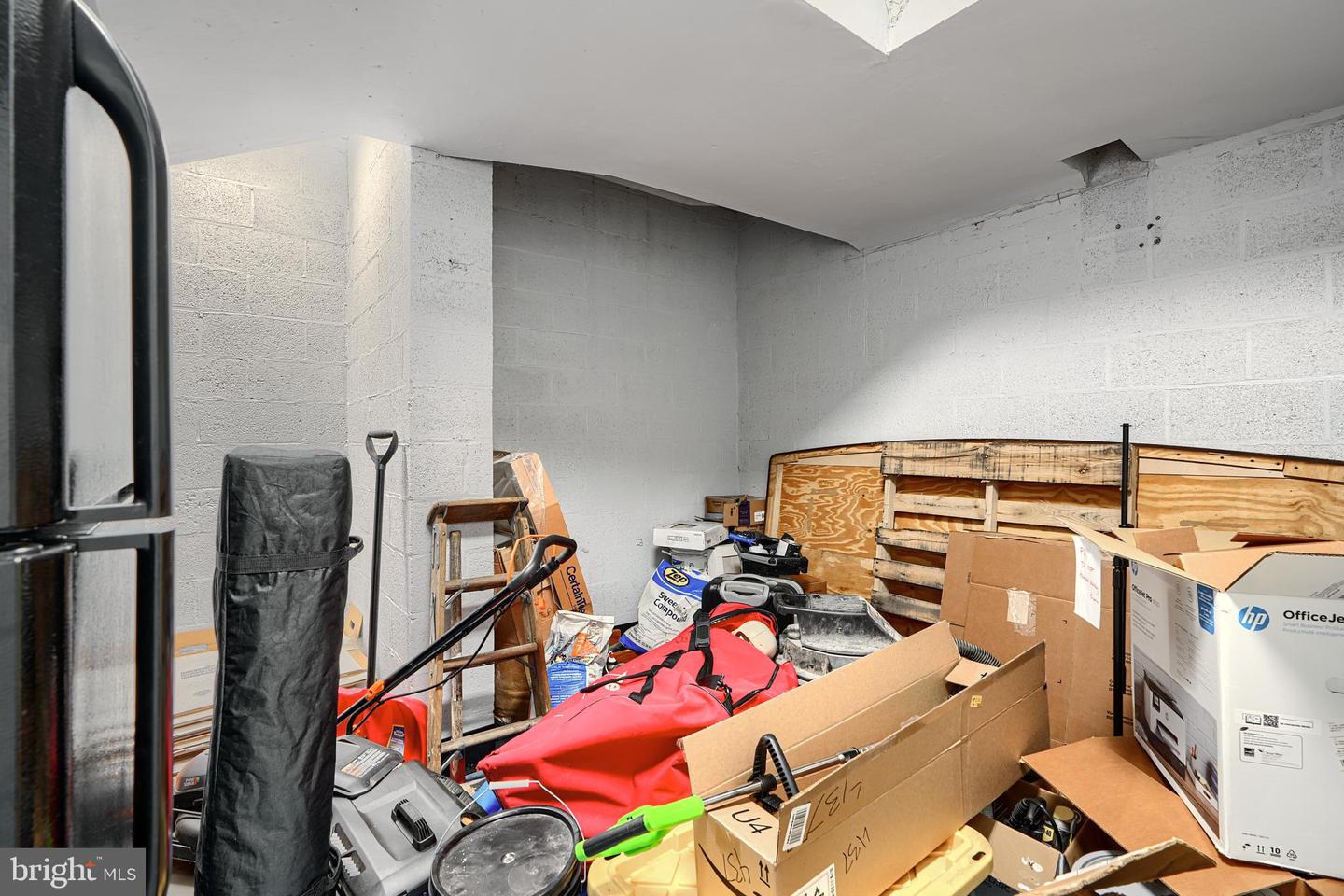 2301 Russell St Property Photo 21