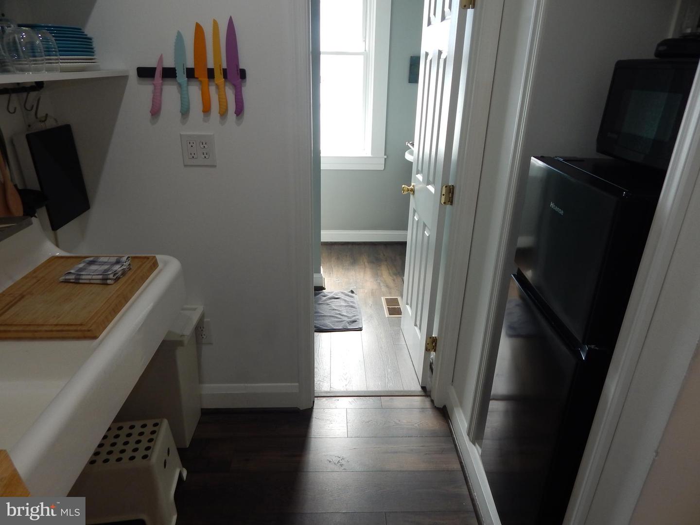 241 S Exeter St Property Photo 12