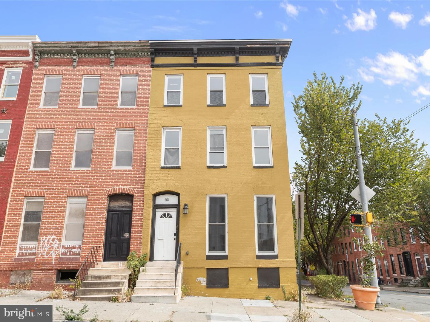 55 S FULTON AVE Property Photo 1