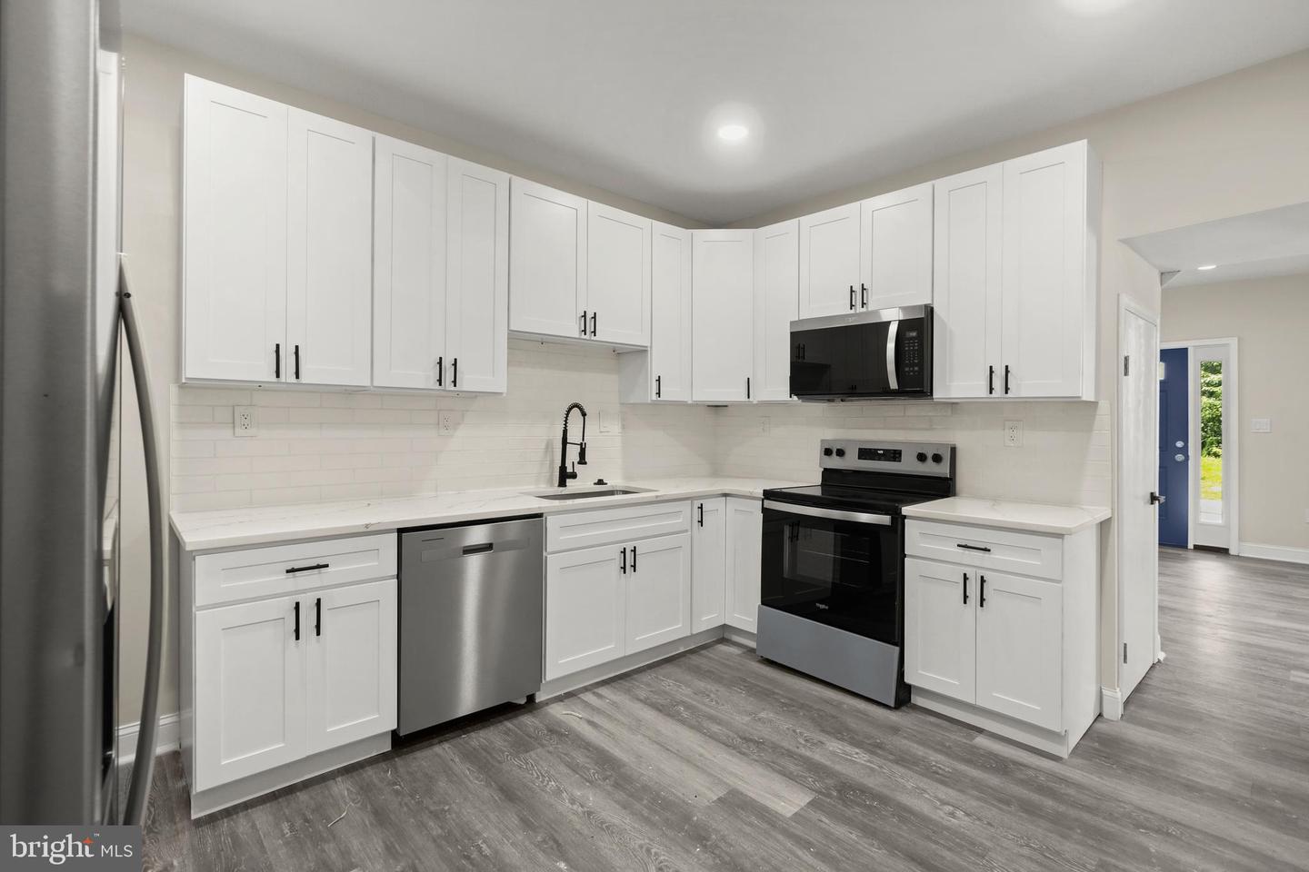 505 Mccabe Ave Property Photo 18