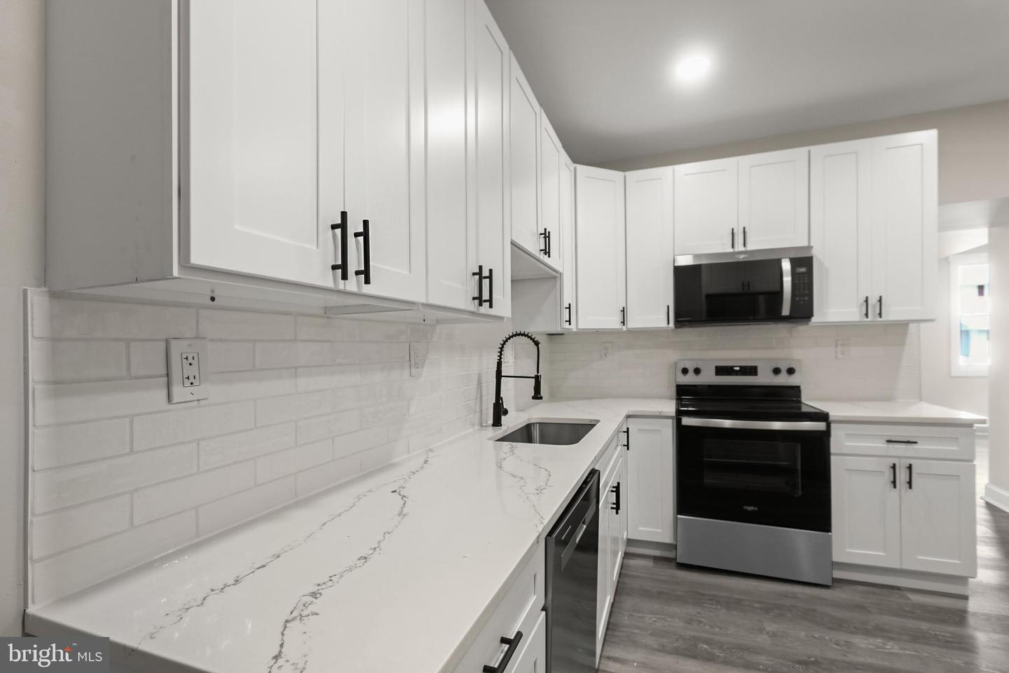 505 Mccabe Ave Property Photo 19