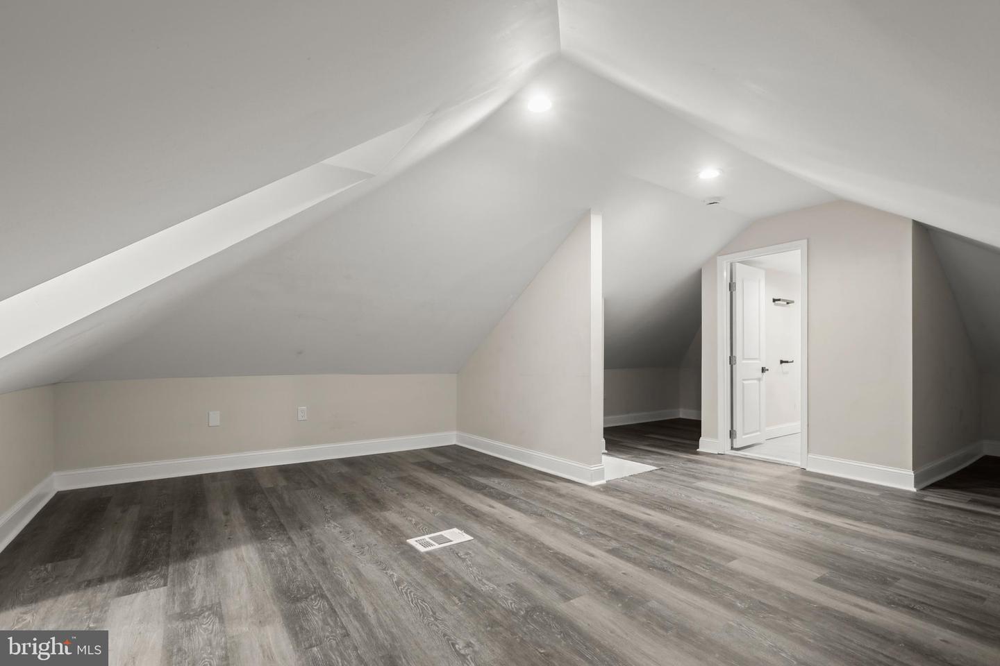 505 Mccabe Ave Property Photo 35