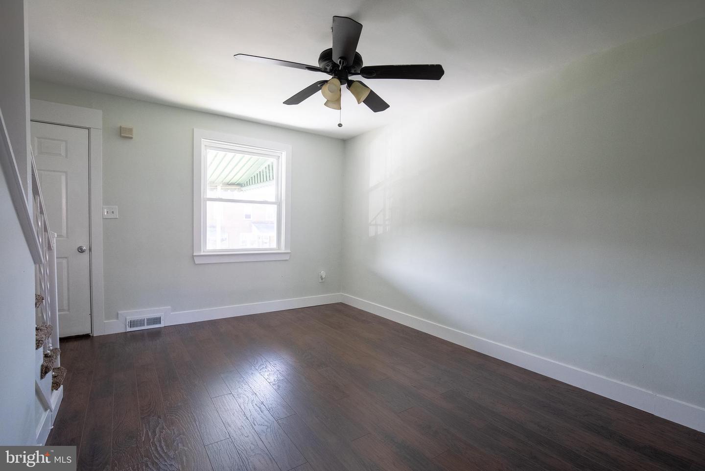 756 Richwood Ave Property Photo 6