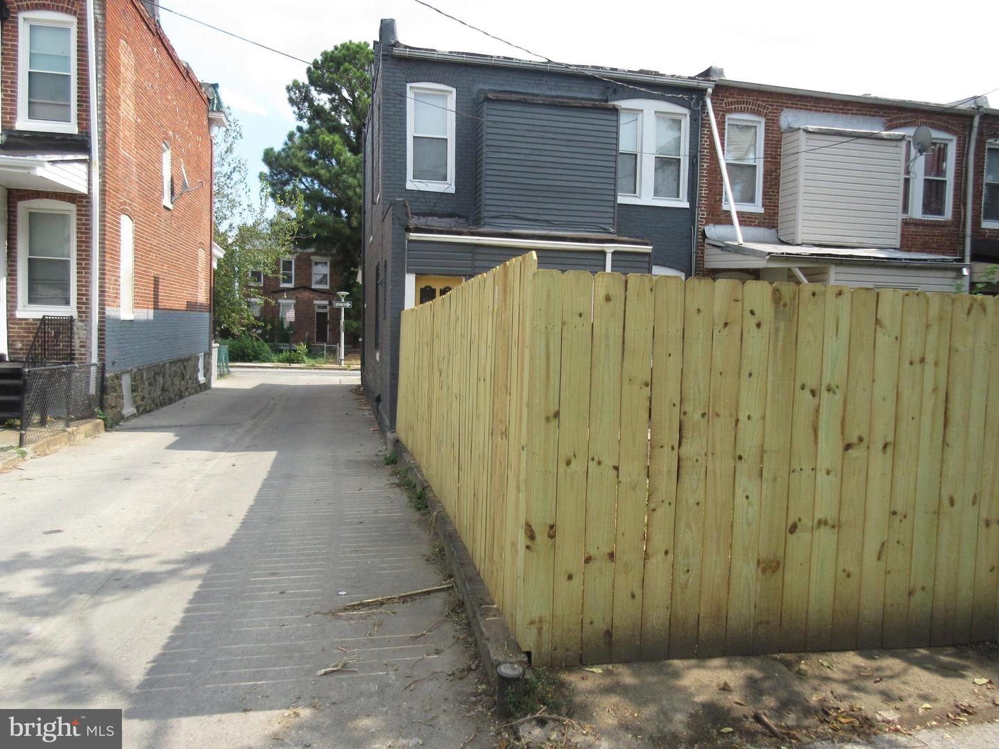 722 N Edgewood St Property Photo 19