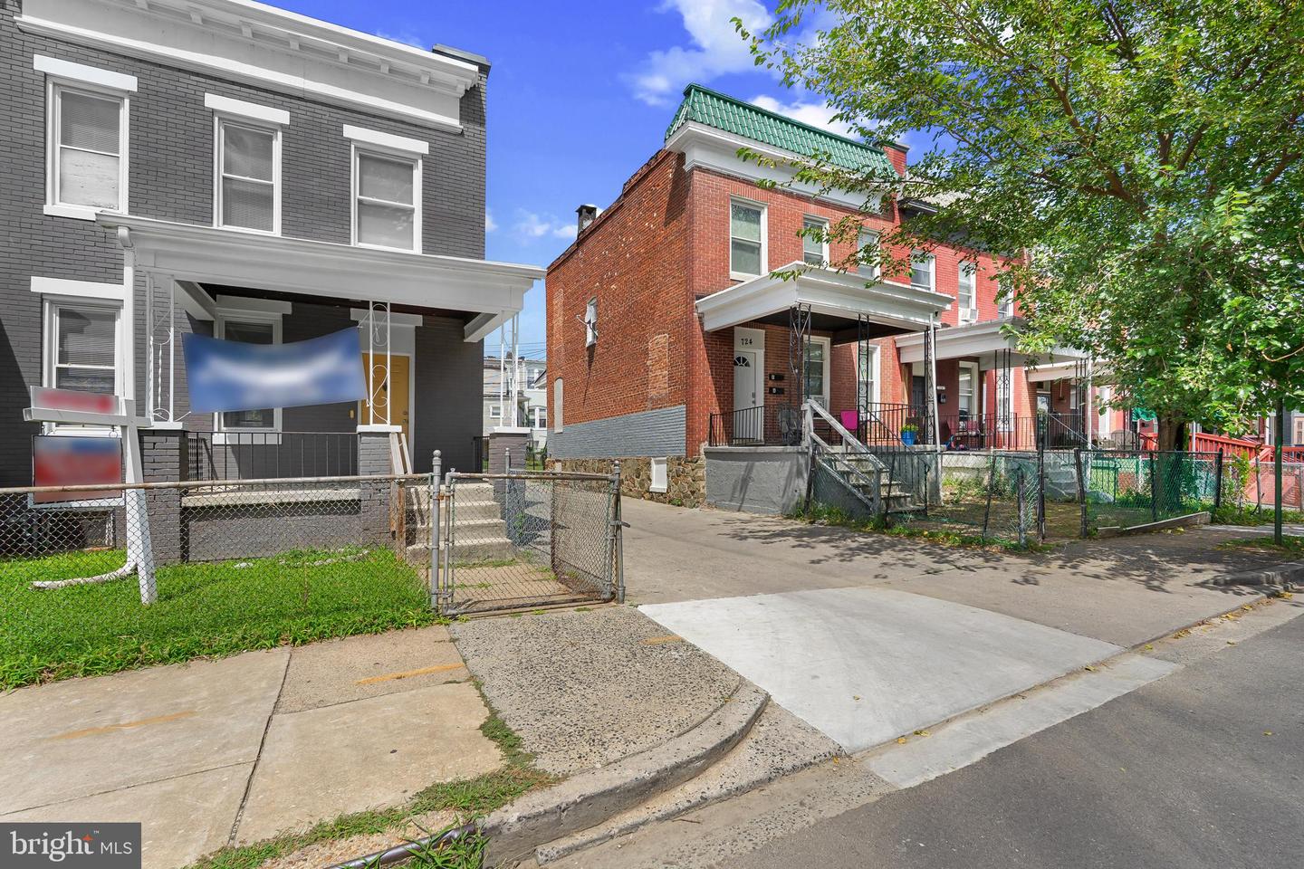 722 N Edgewood St Property Photo 35