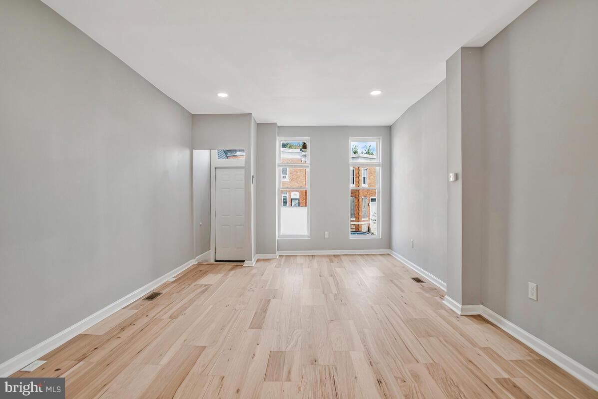 2505 Hollins St Property Photo 10