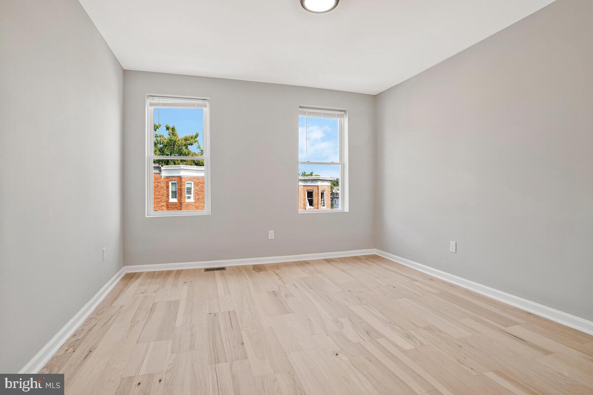 2505 Hollins St Property Photo 17