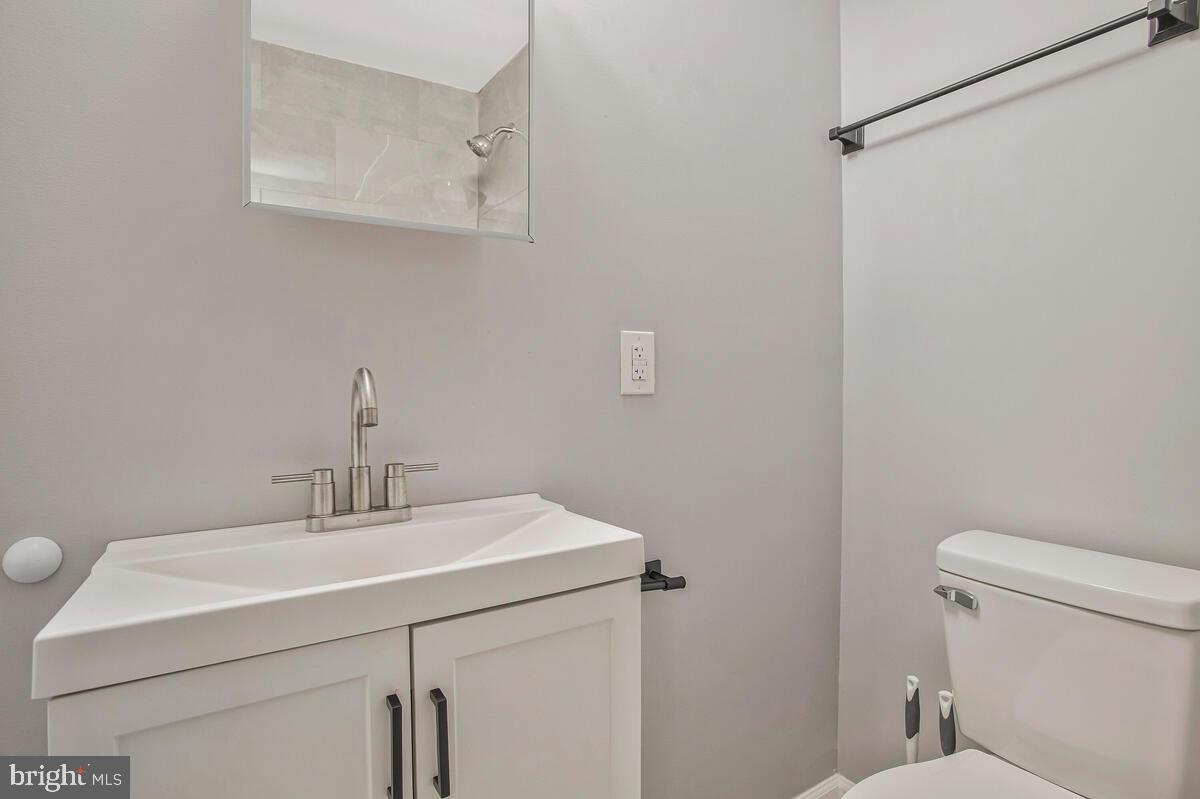 2505 Hollins St Property Photo 22