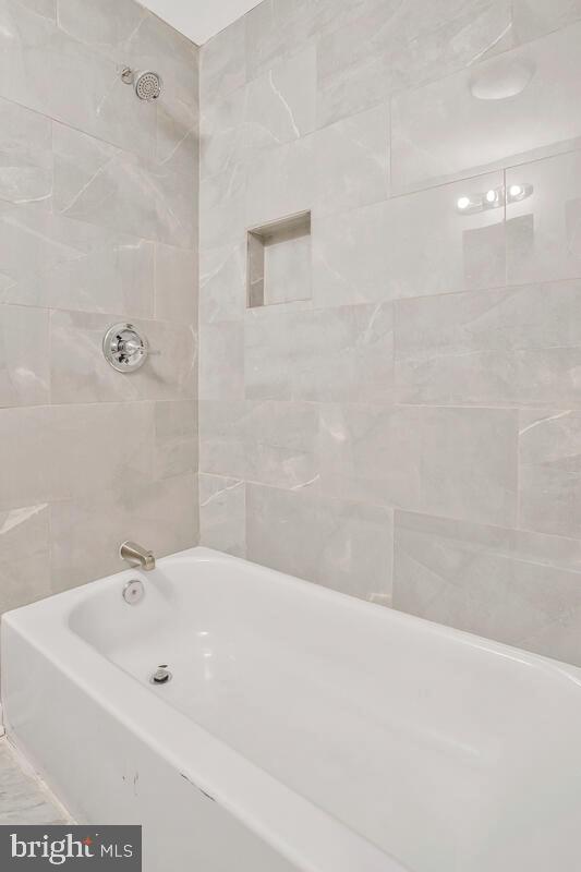 2505 Hollins St Property Photo 23