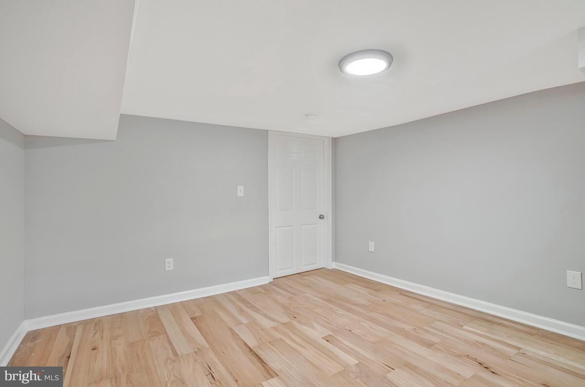 2505 Hollins St Property Photo 33