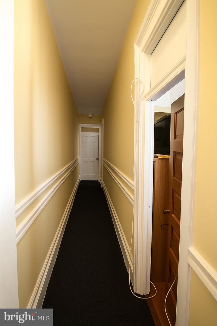 2425 W North Ave Property Photo 5