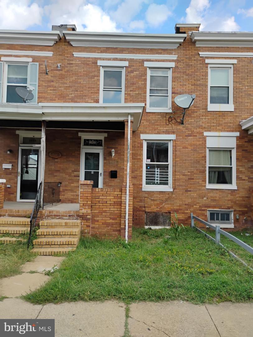 1933 GRIFFIS AVE Property Photo 1
