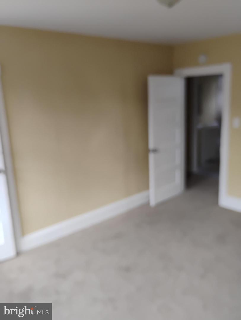 1933 Griffis Ave Property Photo 3