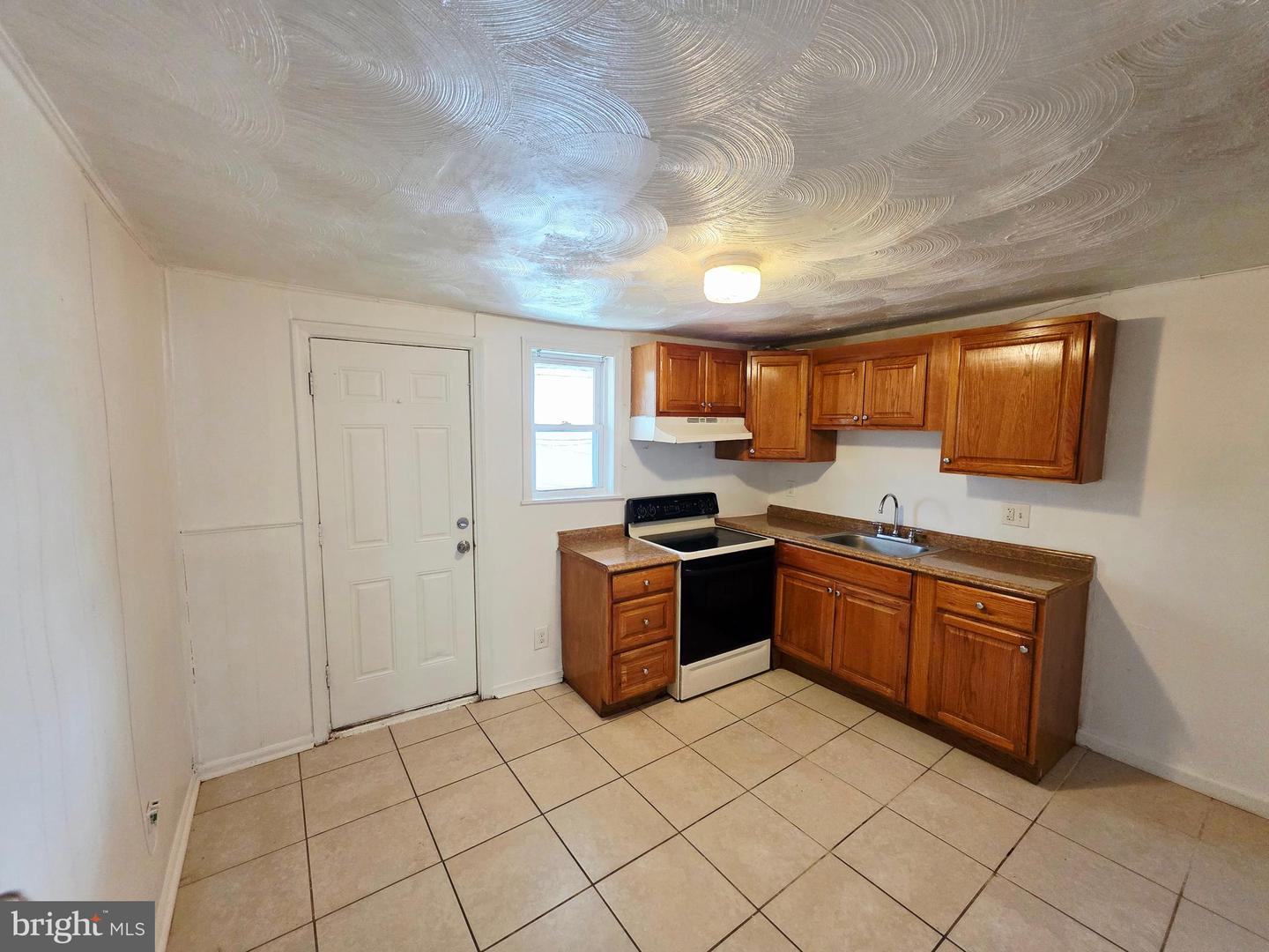 4525 Pennington Ave Property Photo 6