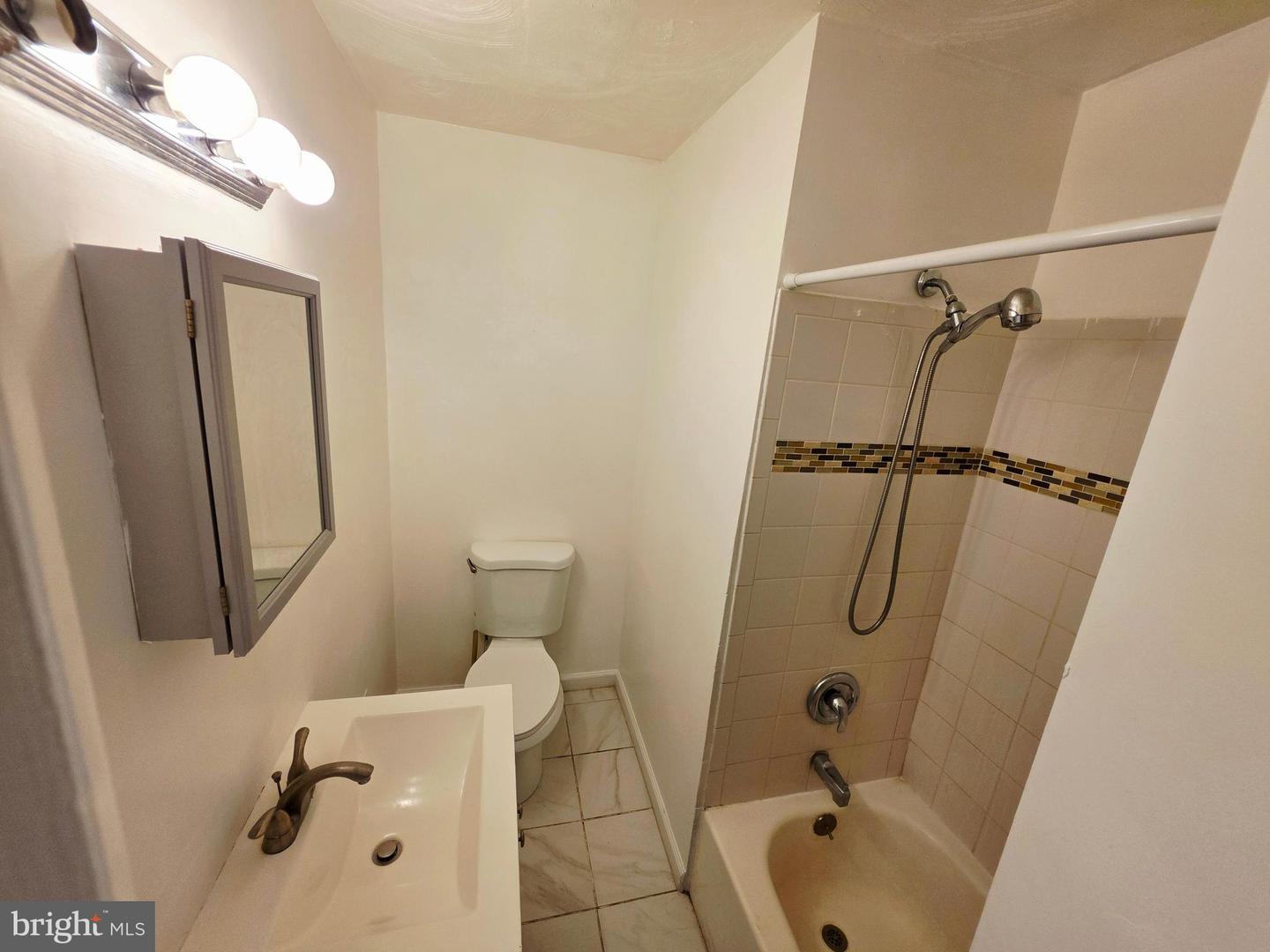 4525 Pennington Ave Property Photo 16