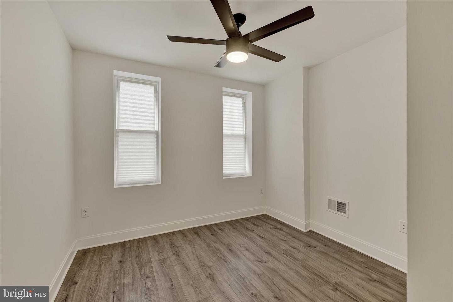 1738 Moreland Ave Property Photo 19