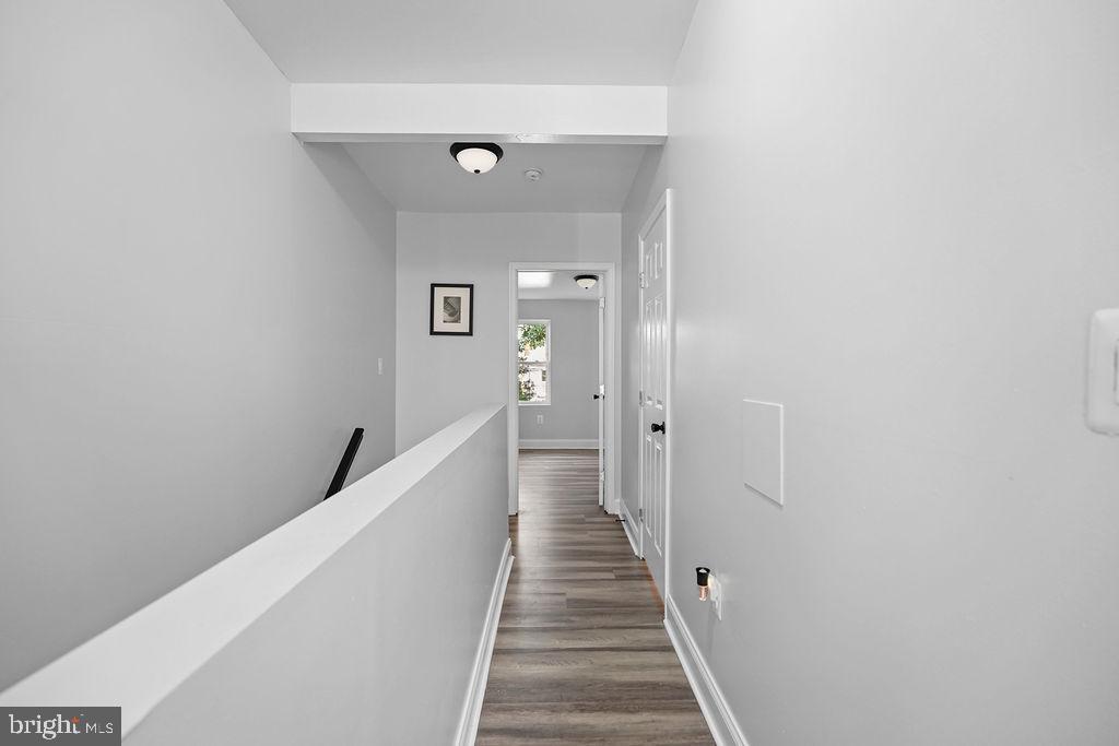1337 Ward St Property Photo 15