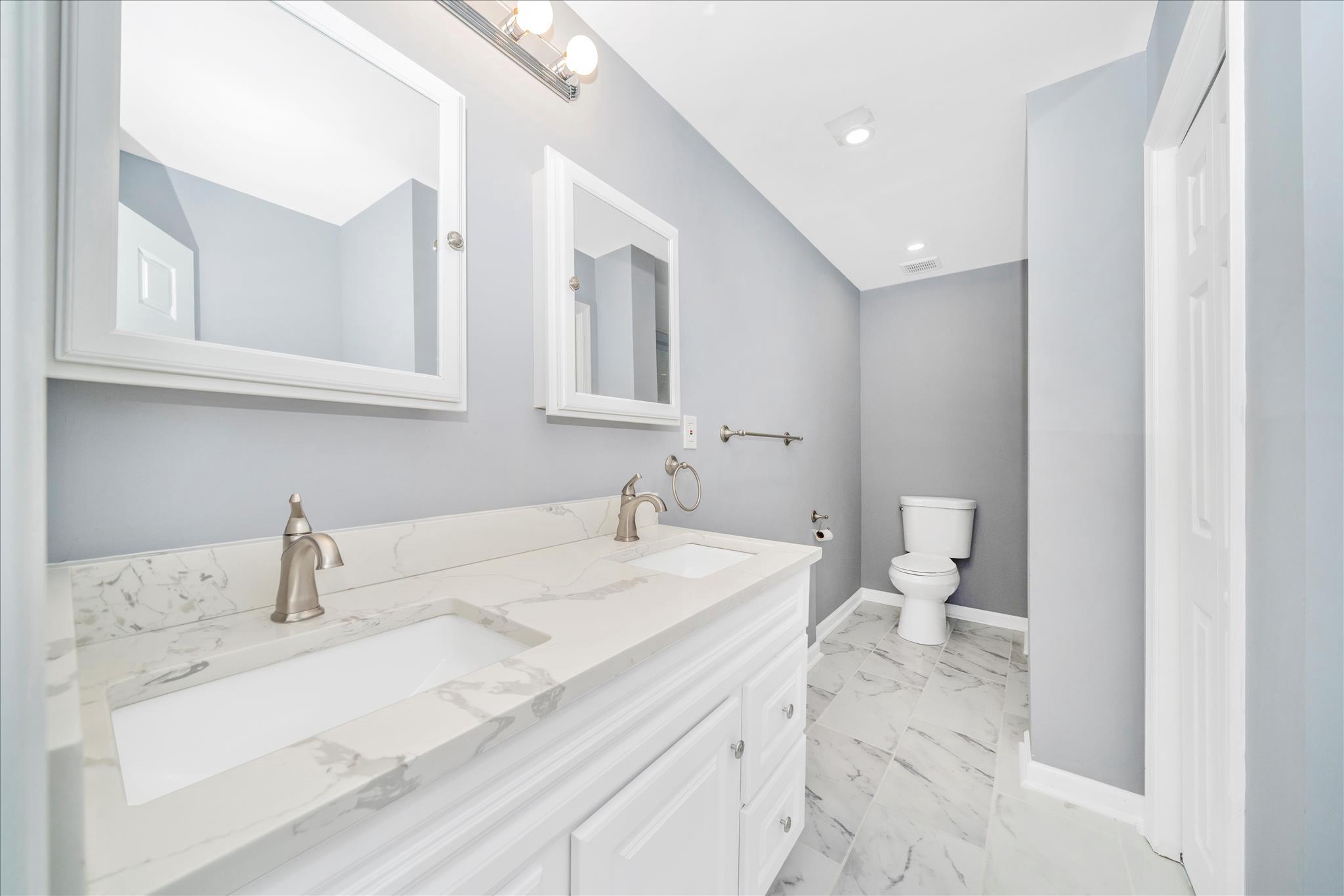 2224 W Fayette St Property Photo 11