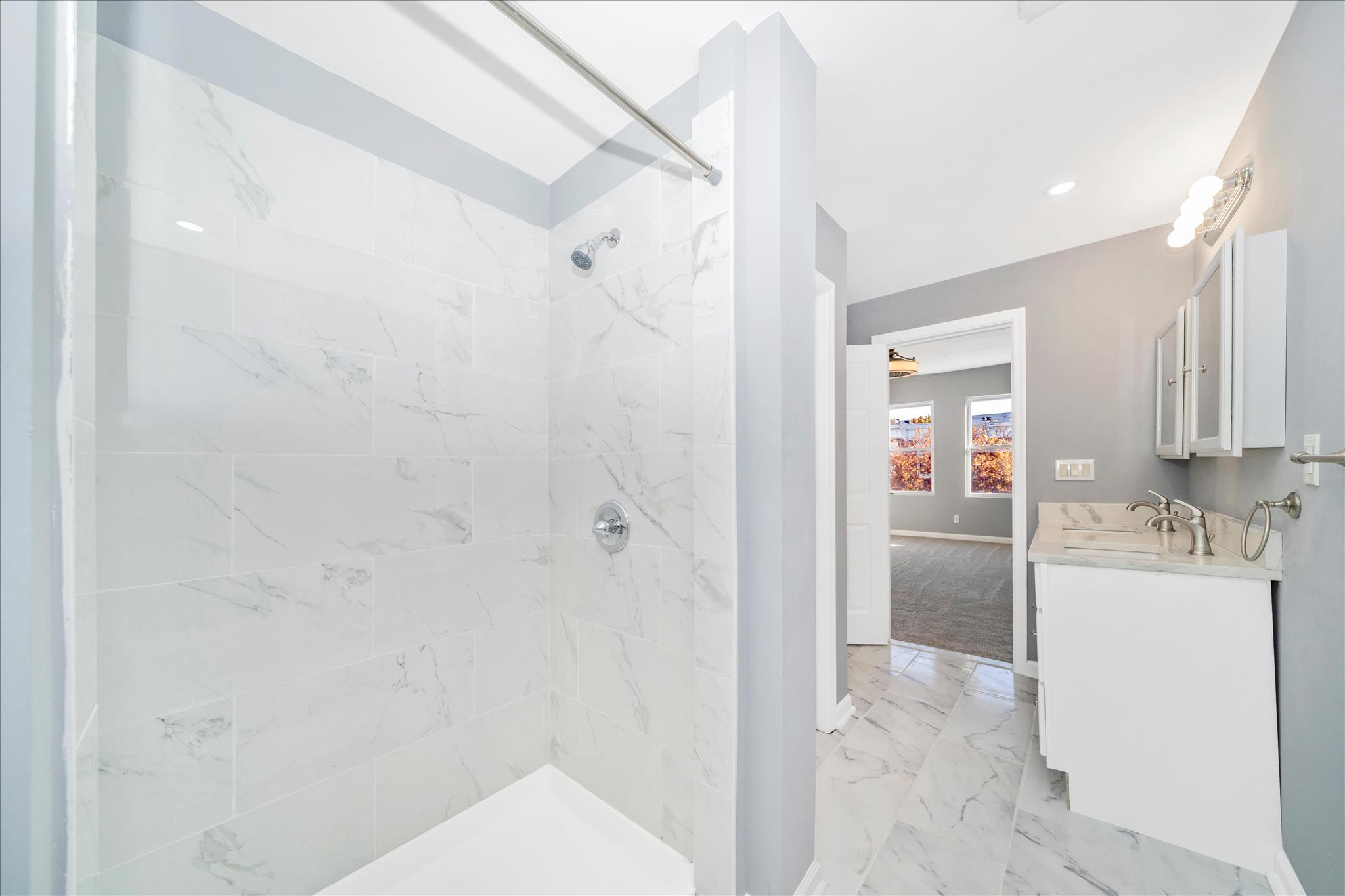 2224 W Fayette St Property Photo 12