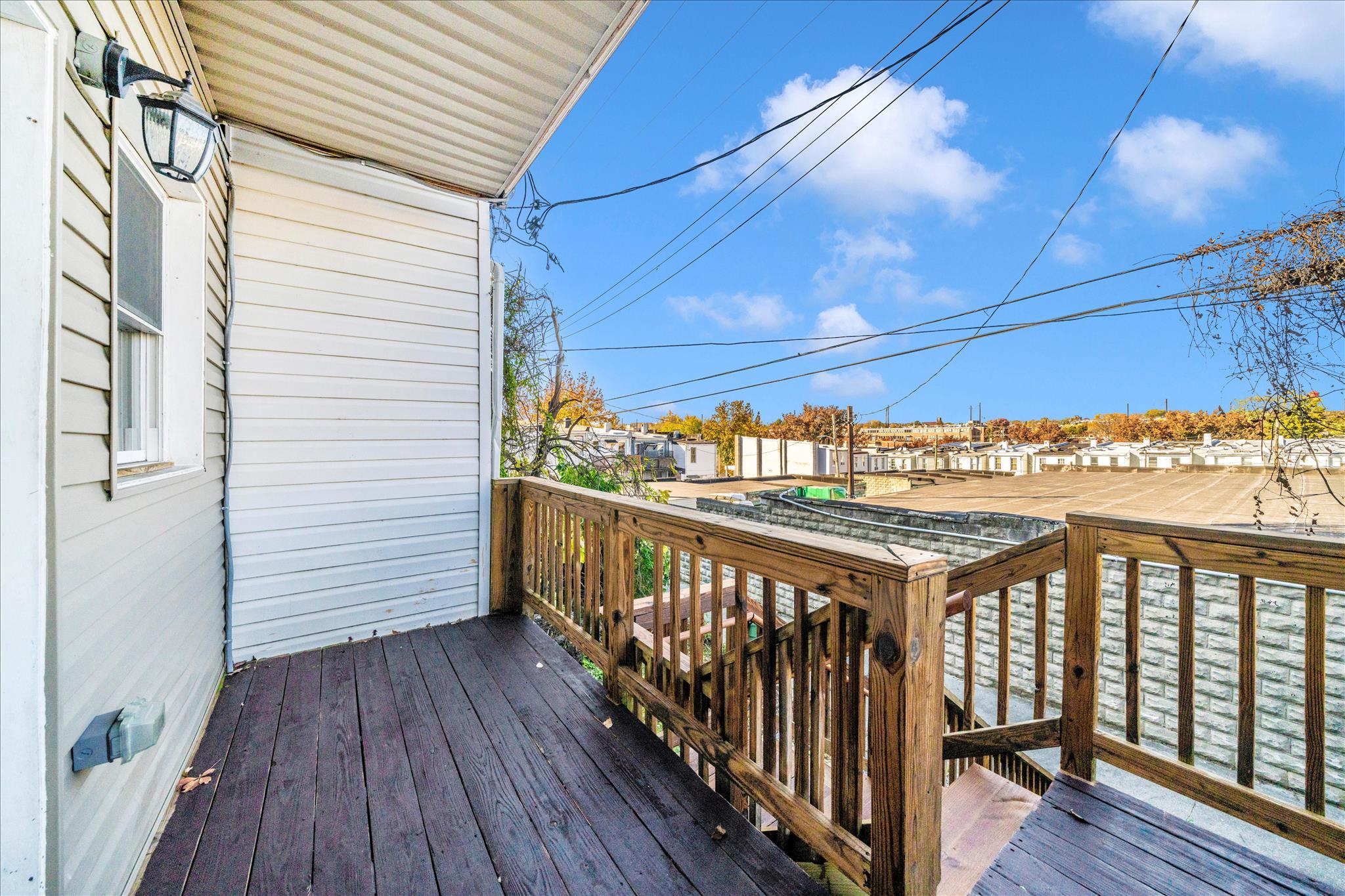 2224 W Fayette St Property Photo 16