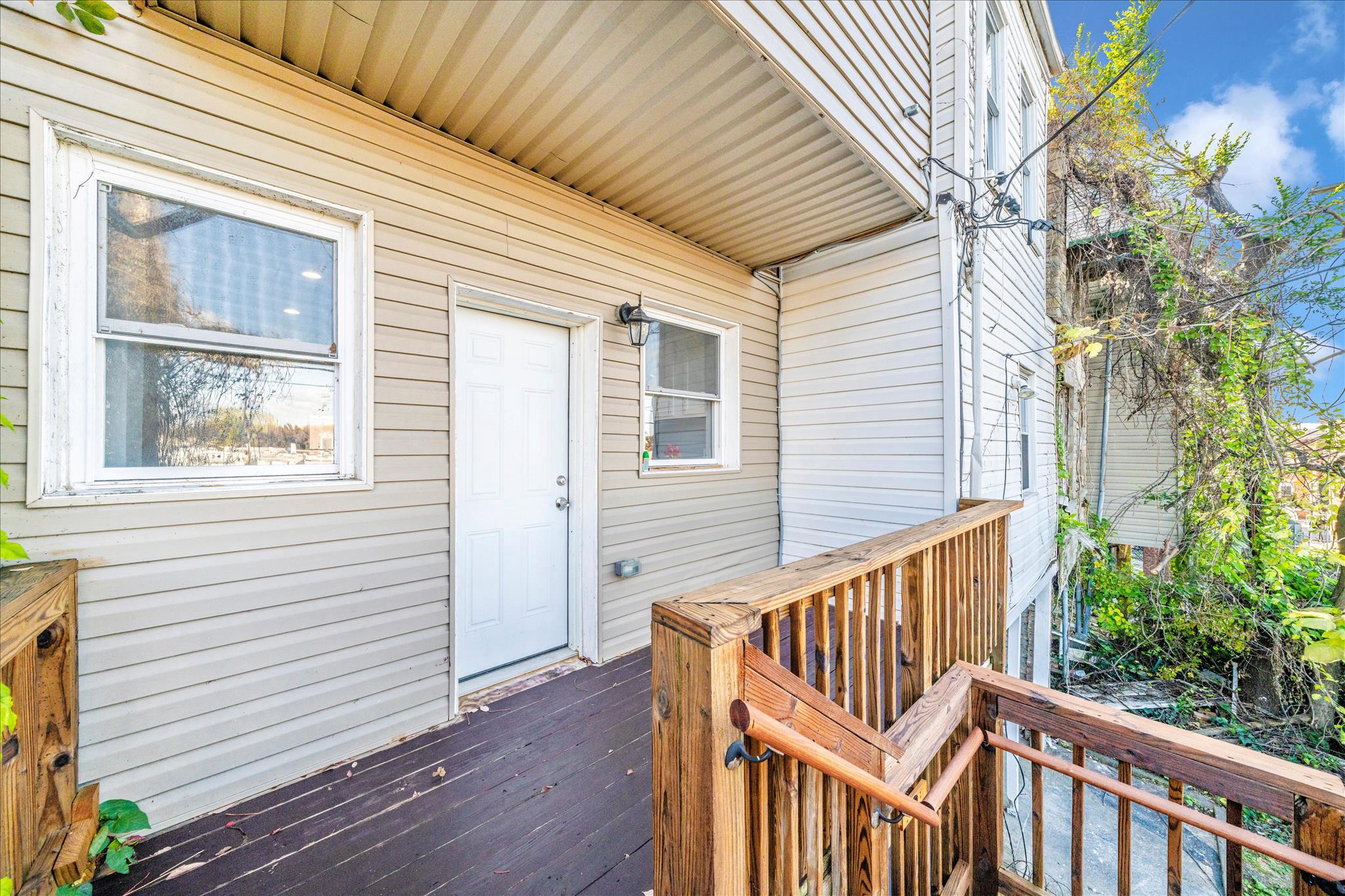 2224 W Fayette St Property Photo 17