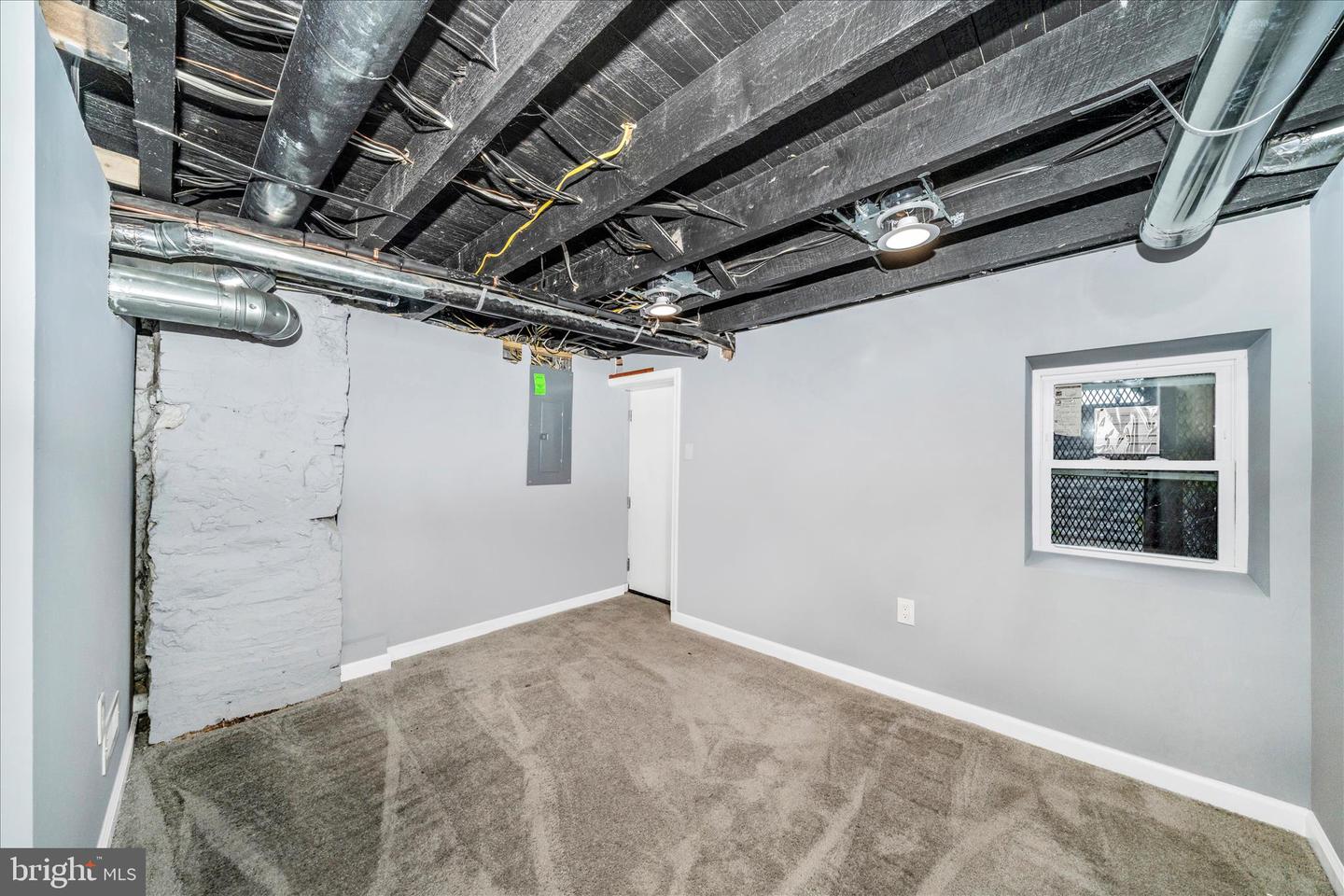 2224 W Fayette St Property Photo 24