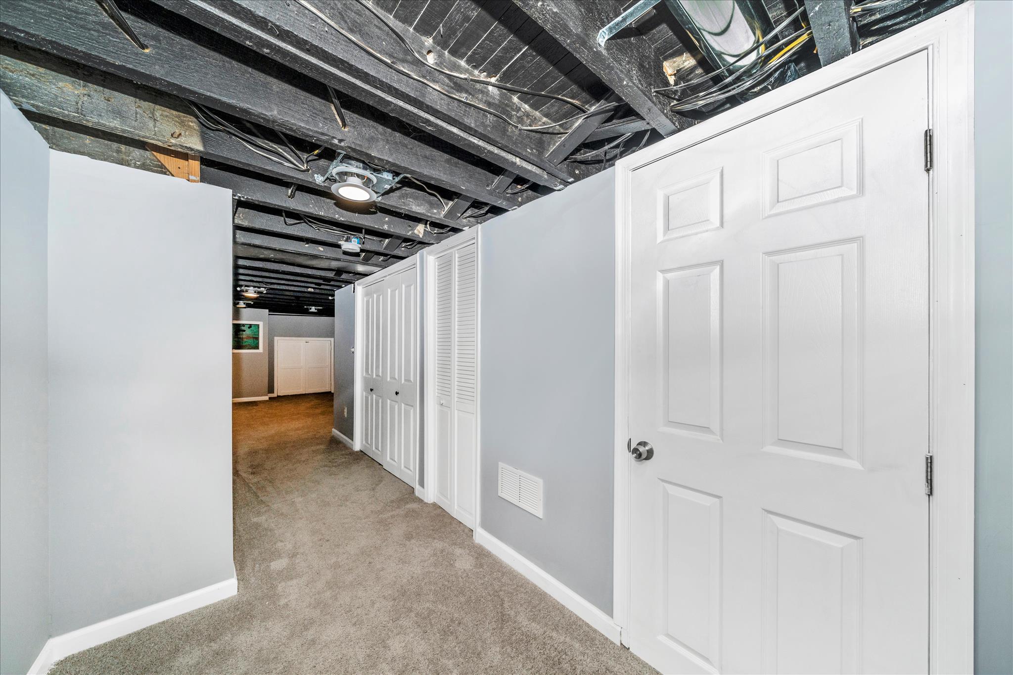 2224 W Fayette St Property Photo 25