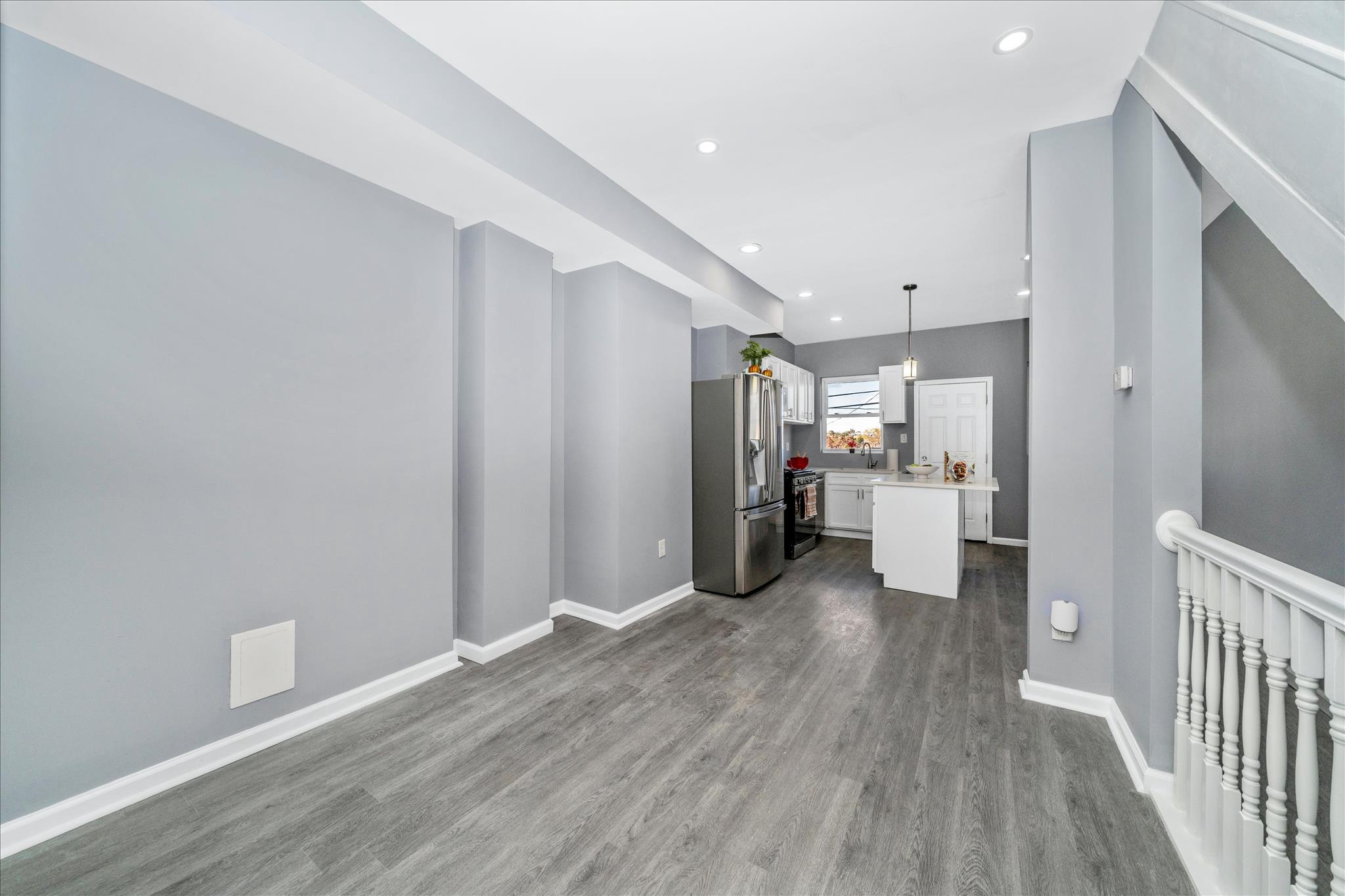 2224 W Fayette St Property Photo 34
