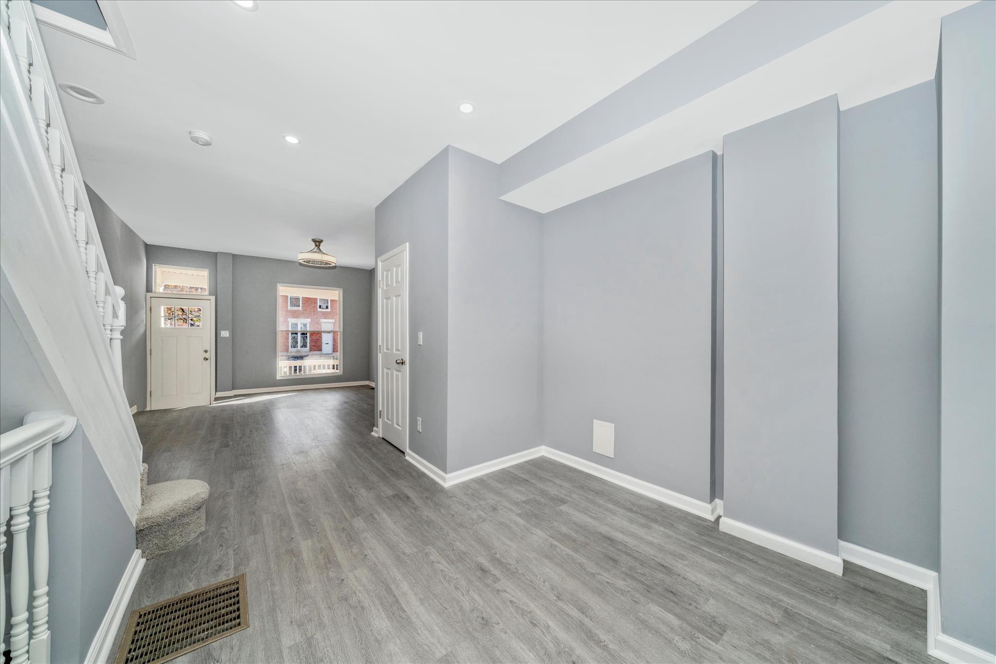 2224 W Fayette St Property Photo 36