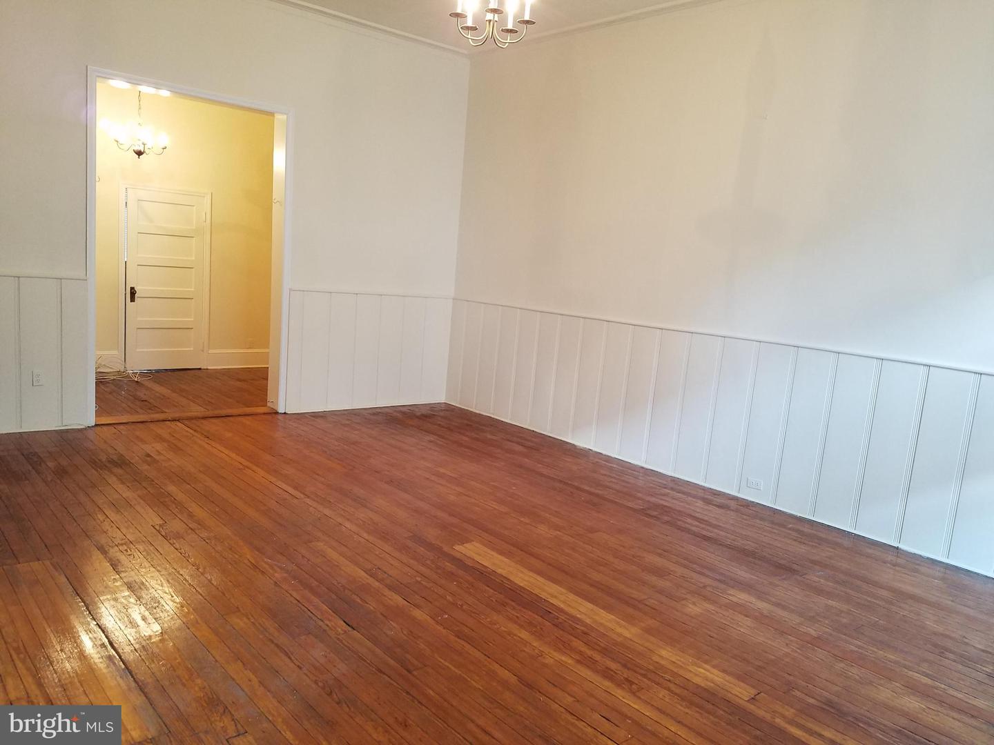 18 W Franklin St Property Photo 23