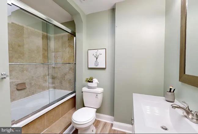 3325 Ravenwood Ave Property Photo 7