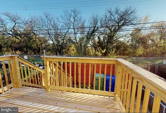 3325 Ravenwood Ave Property Photo 11
