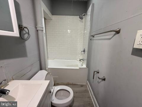 1718 Lorman St Property Photo 9
