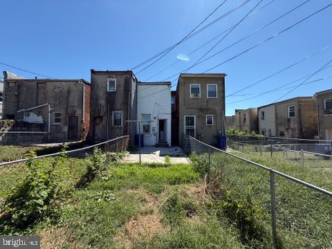 1718 Lorman St Property Photo 16