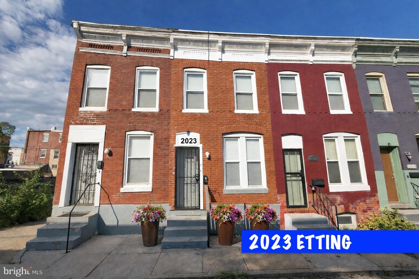 2023 Etting St Property Photo 1
