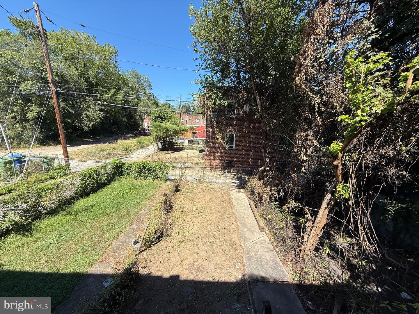 2706 Winchester St Property Photo 15
