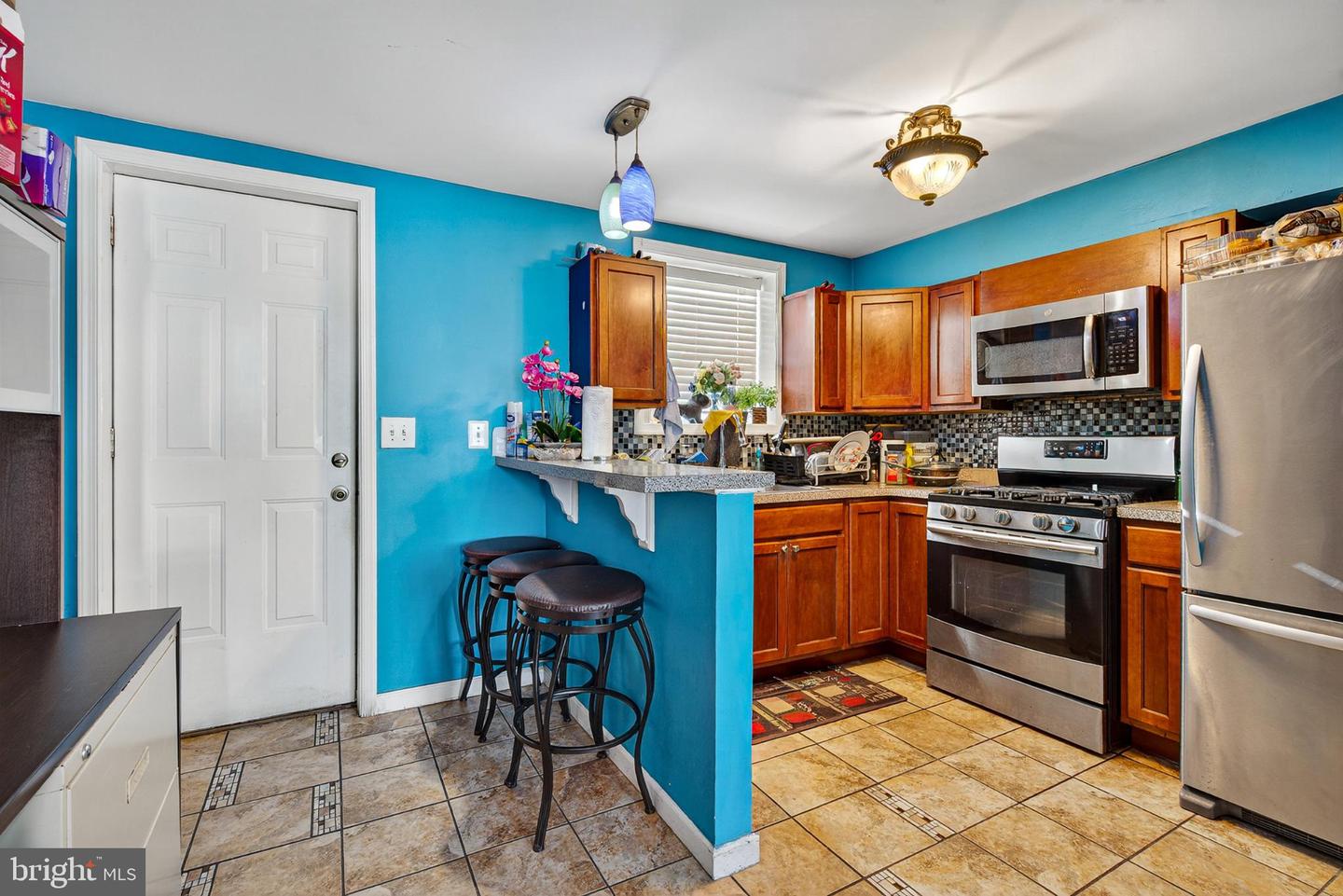 1109 Quantril Way Property Photo 2