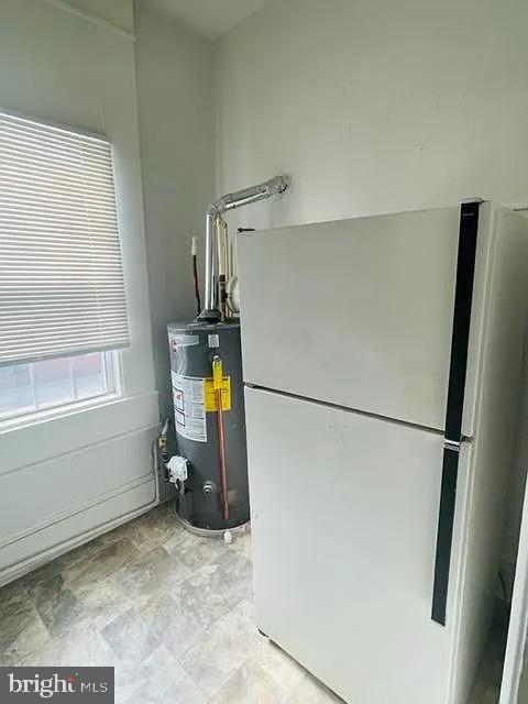 1112 N Eden St N Property Photo 2
