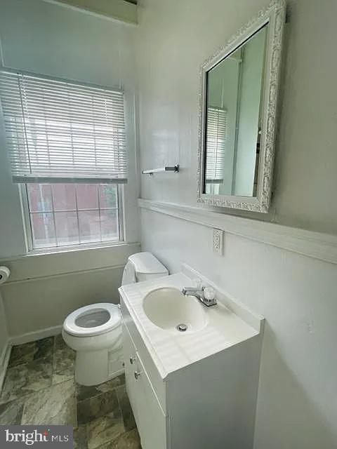 1112 N Eden St N Property Photo 13