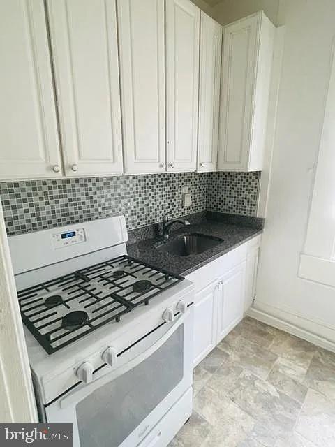 1112 N Eden St N Property Photo 14