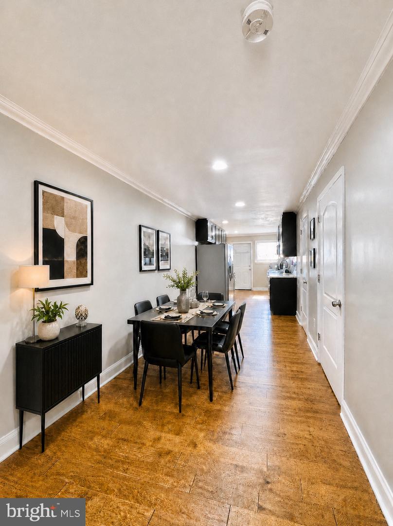 1019 W Fayette St Property Photo 10