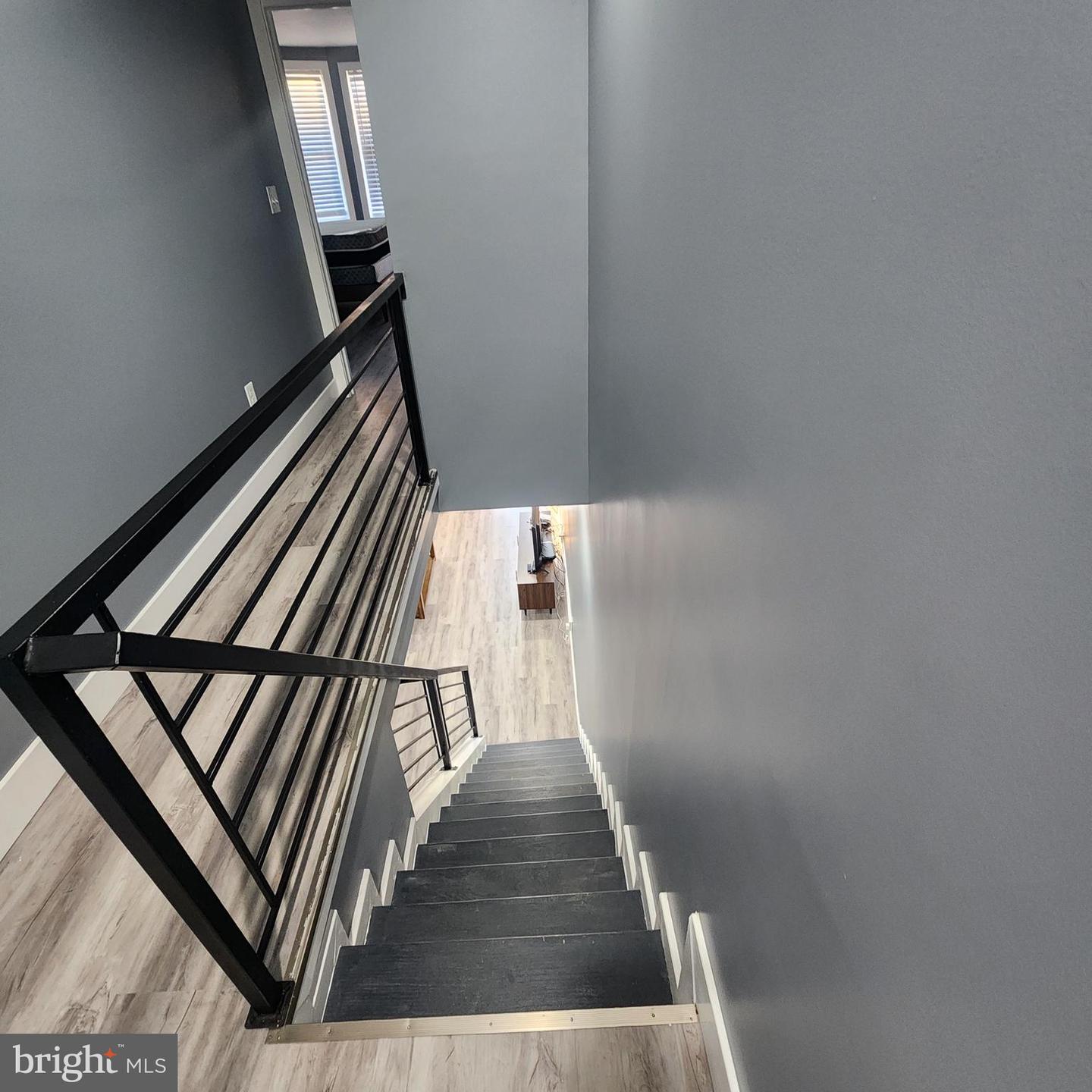 2751 Fenwick Ave Property Photo 16